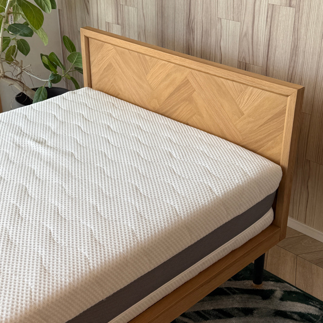 メモリーデラックス|低反発×高反発のリバーシブルホテルマットレス