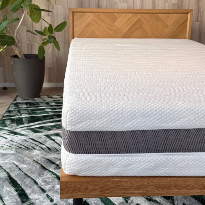 メモリーデラックス|低反発×高反発のリバーシブルホテルマットレス