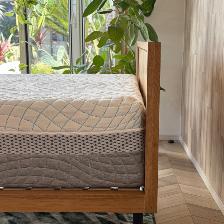 オーゾーン|冷感ジェルとココナッツ繊維を融合したプレミアムマットレス