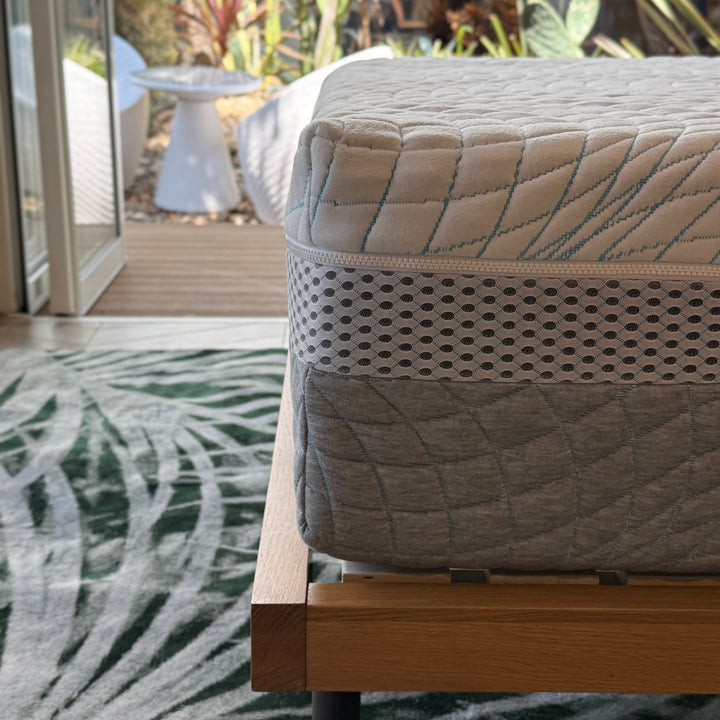 オーゾーン|冷感ジェルとココナッツ繊維を融合したプレミアムマットレス